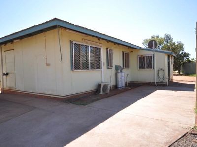 8A Weaver Place, South Hedland