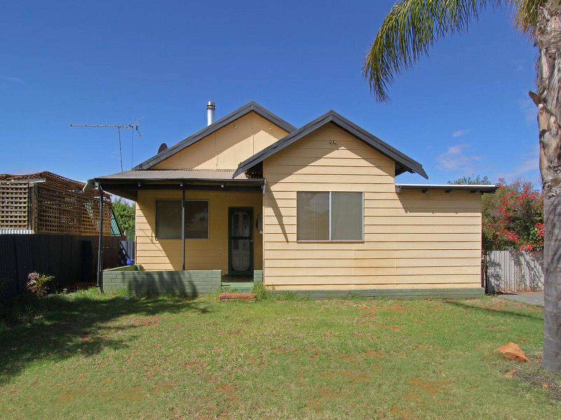 5 Killarney Street, Lamington