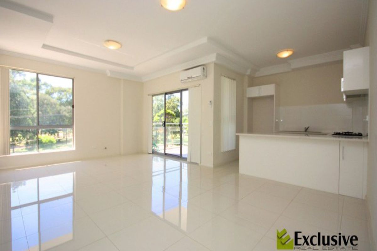 68 / 24 Lachlan Street, Liverpool