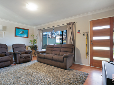 74 & 74a Minnamurra Road, Gorokan