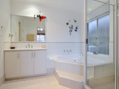 15 Vitali Crescent, Somerville