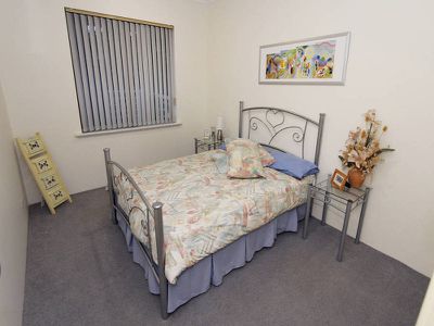 28 Green Croft Gdns, Leeming