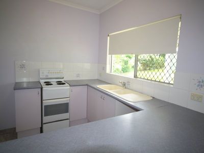 10 Edmonds Close, Bentley Park