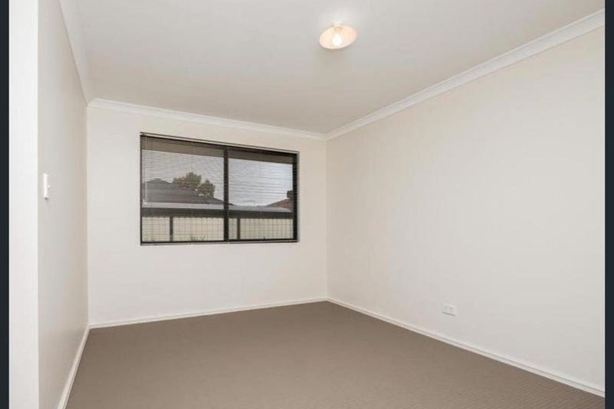 9 Woodside Loop, Beckenham