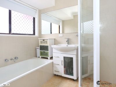 4 / 24 Cannington Place, Helensvale