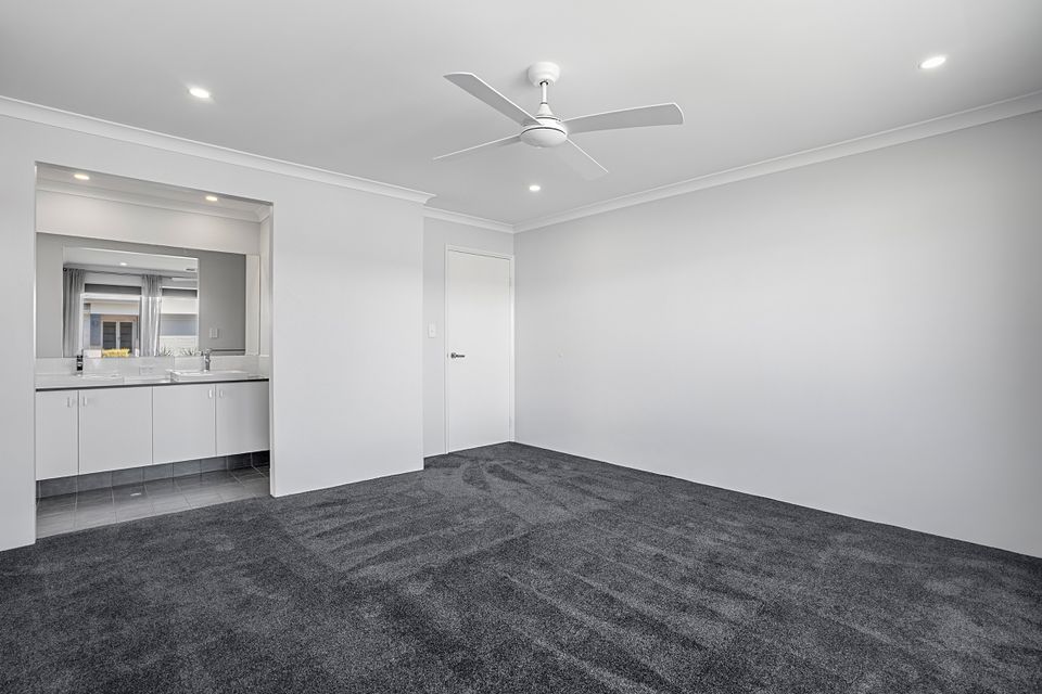 18 Camrose Pkwy, Baldivis