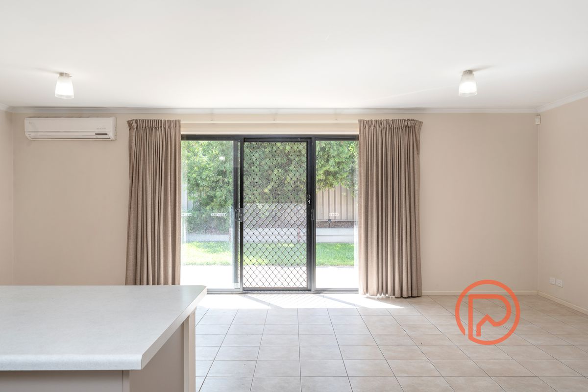 2 / 359 Hampstead Road, Northfield
