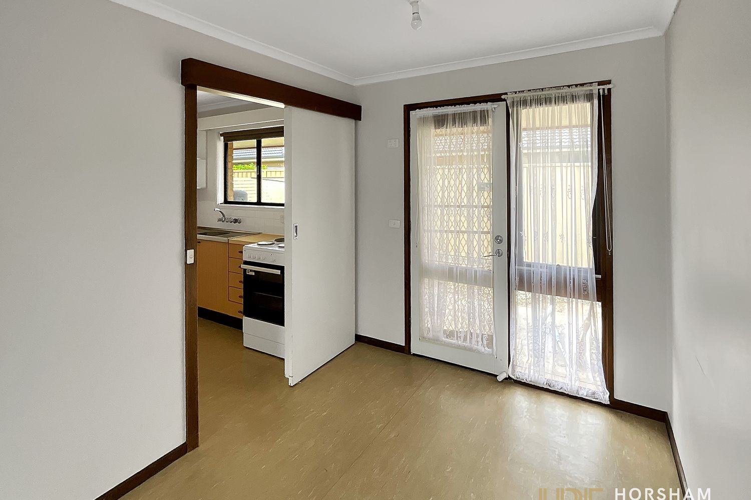 13 Shalom Place, Horsham