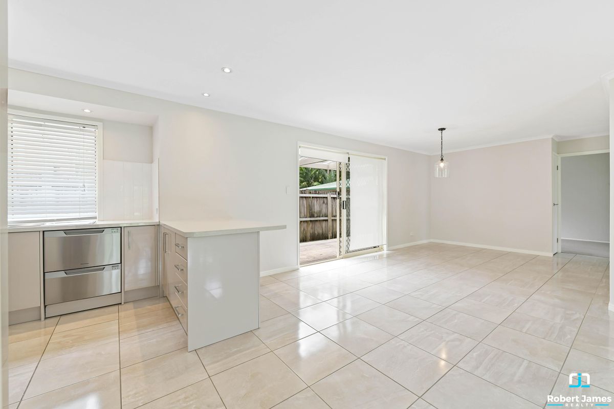 27 Tinaroo Place, Tewantin