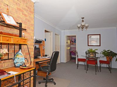 19 BUNKER AVENUE, Urraween