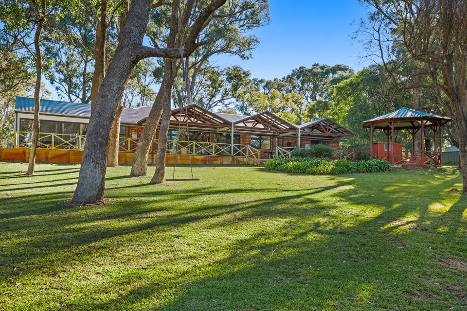 2 ARCHER CLOSE, Baldivis