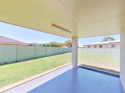 4B Jonquil Court, Dubbo