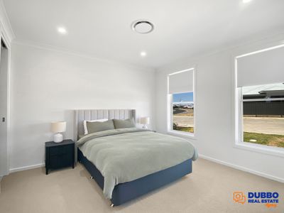 19 Magenta Circuit, Dubbo