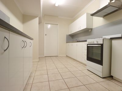 7 Peter Way, South Hedland