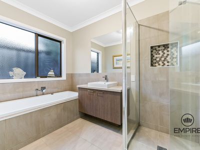 3 Bernfae Avenue, Clyde