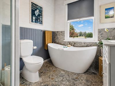 5703 Huon Highway, Surges Bay