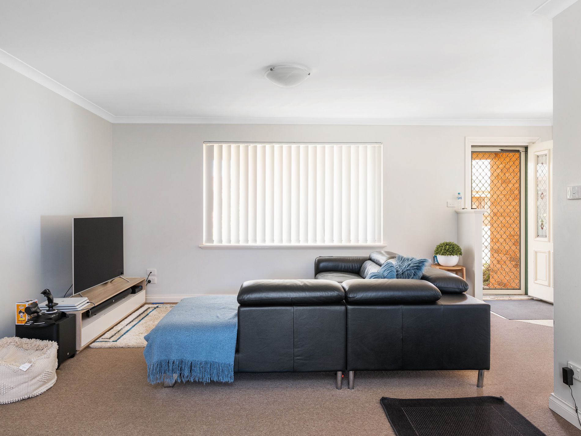 9 / 267 Dugan Street, Somerville