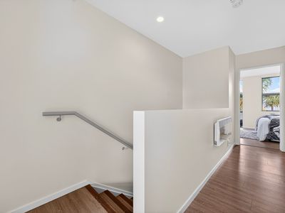 E / 1 Hillcrest Avenue, Hillcrest