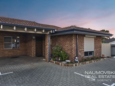 10 / 4 Lee Place, Noranda