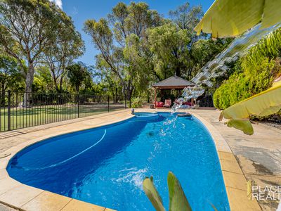 33 Raywood Road, Bouvard