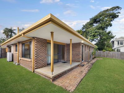 6 McNab Avenue, Tewantin