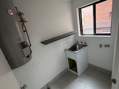 11 / 33 Queens Road, Westmead