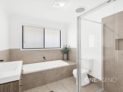 27 Bodalla Street, Tullimbar