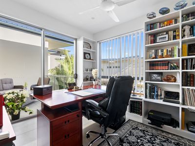 141 / 3 Pendraat Parade, Hope Island