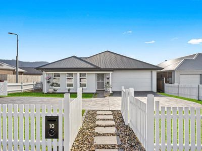 10 Balmoral Parade, Tullimbar