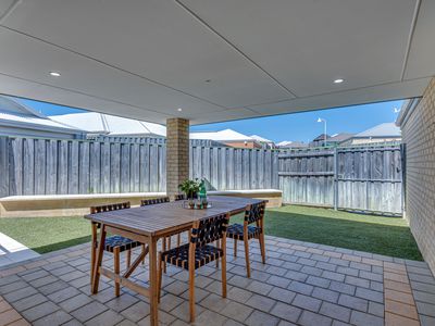 16 Harford Grove, Yanchep