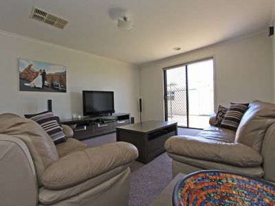 16 Ambrosia Rise, Epsom