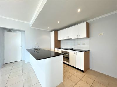 606 / 13 Spencer Street, Fairfield