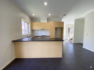 17/51-55 Tullidge Street, Melton