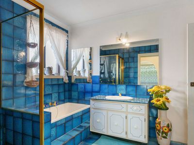 127 Princes Highway, Werribee