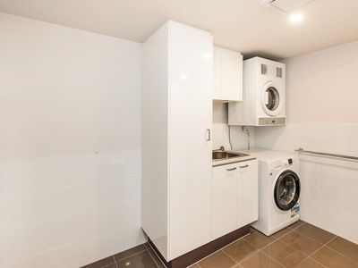 107 / 172 Railway Parade, West Leederville