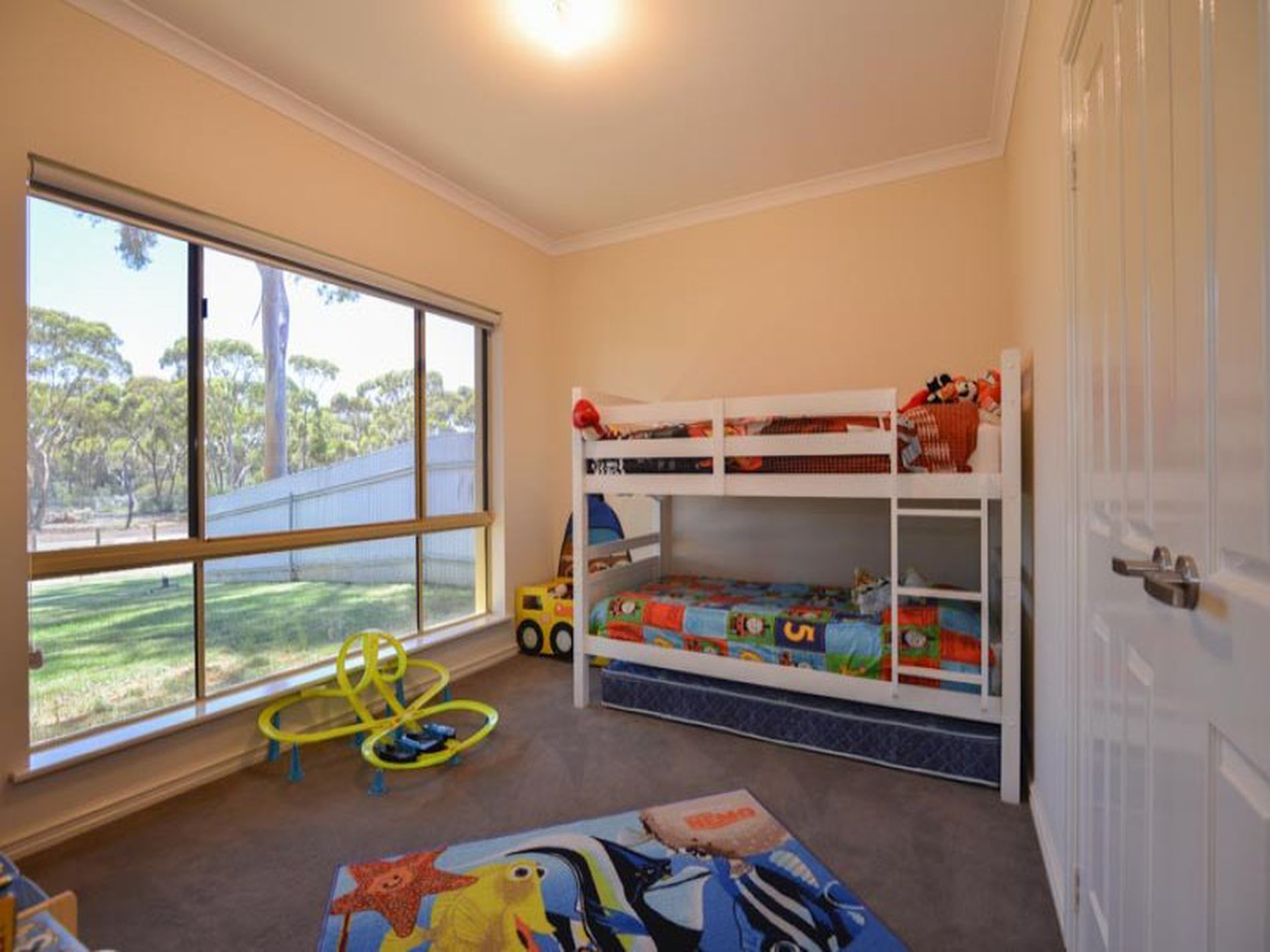 20 Riverina Way, Hannans