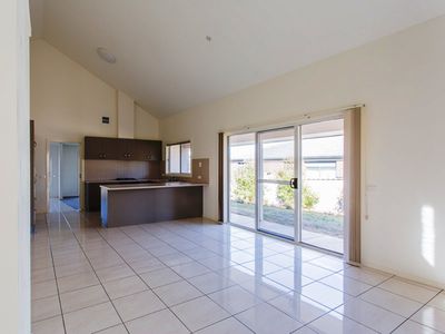 93 YARRALUMLA DR, Wodonga