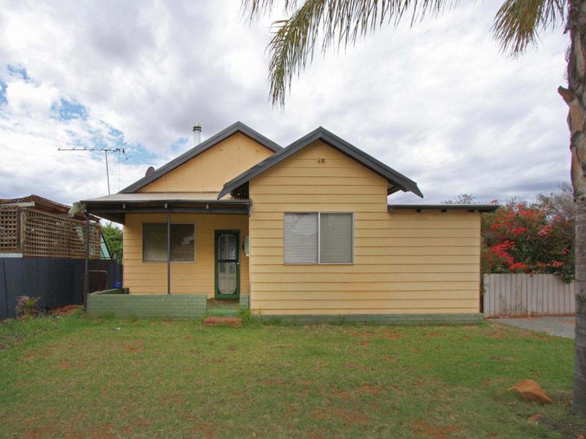 5 Killarney Street, Lamington