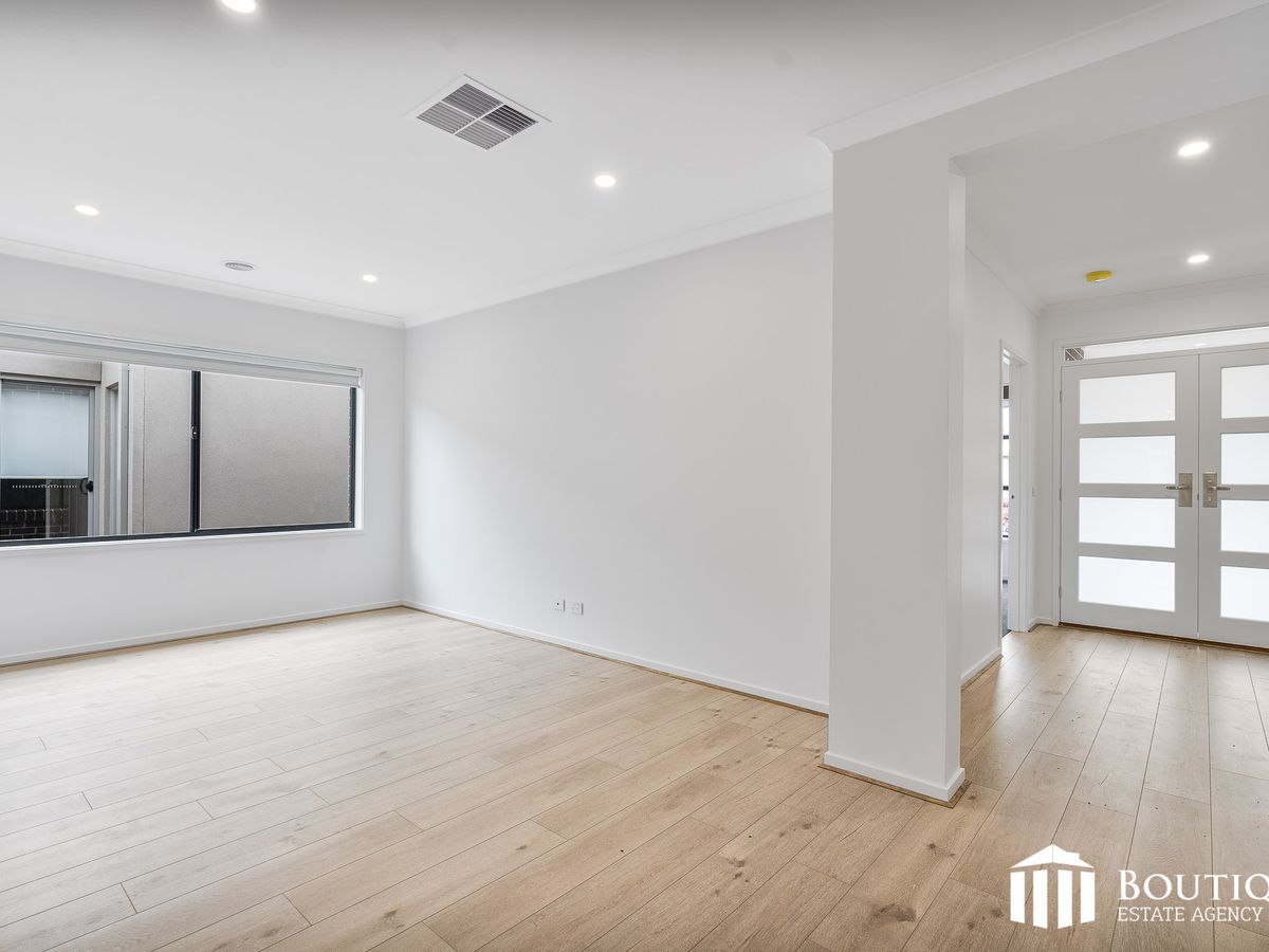 41 Khan Boulevard, Clyde North