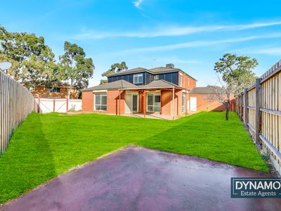 64 Sommeville Drive, Roxburgh Park