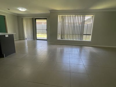 5 Figbird Street, Cooranbong
