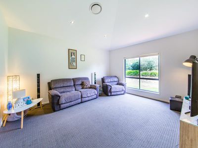25 Sonaree Drive, Kingaroy