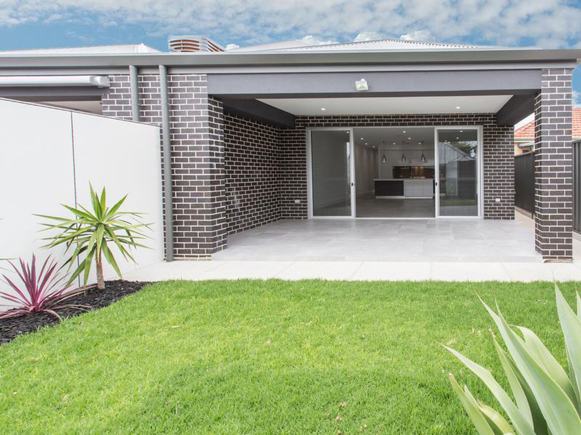12 Brinkworth Street, South Plympton