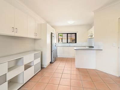 9 / 367-371 MCLEOD STREET, Cairns North