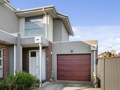 4 / 32 Curtin Street, Maidstone