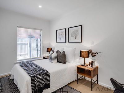 2 / 5 Wilkinson Road, Parkside