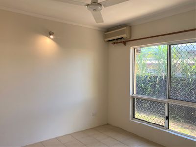 2 / 11 Stint Court, Bakewell