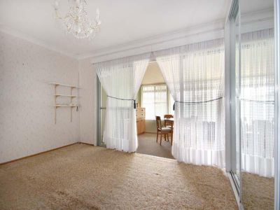 30 Oakland Ave, Windang