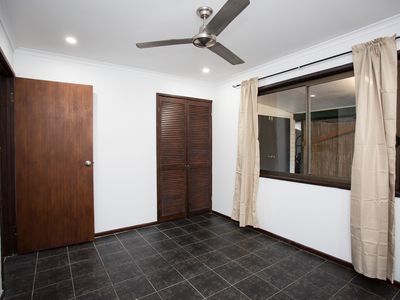 11 / 20 Pandanus Drive, Cannonvale