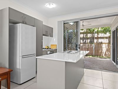 8 / 20 OAKWOOD ROAD, Warner